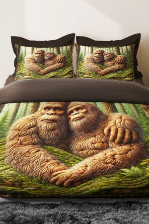 Bigfoot Couple Quilt Bedding Set Special Line Gifts For Couples Who Have Everything