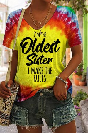 I'M THE OLDEST SISTER I MAKE THE RULES V Neck Short Sleeve V-Neck Shirt Birthday Present Ideas For Her