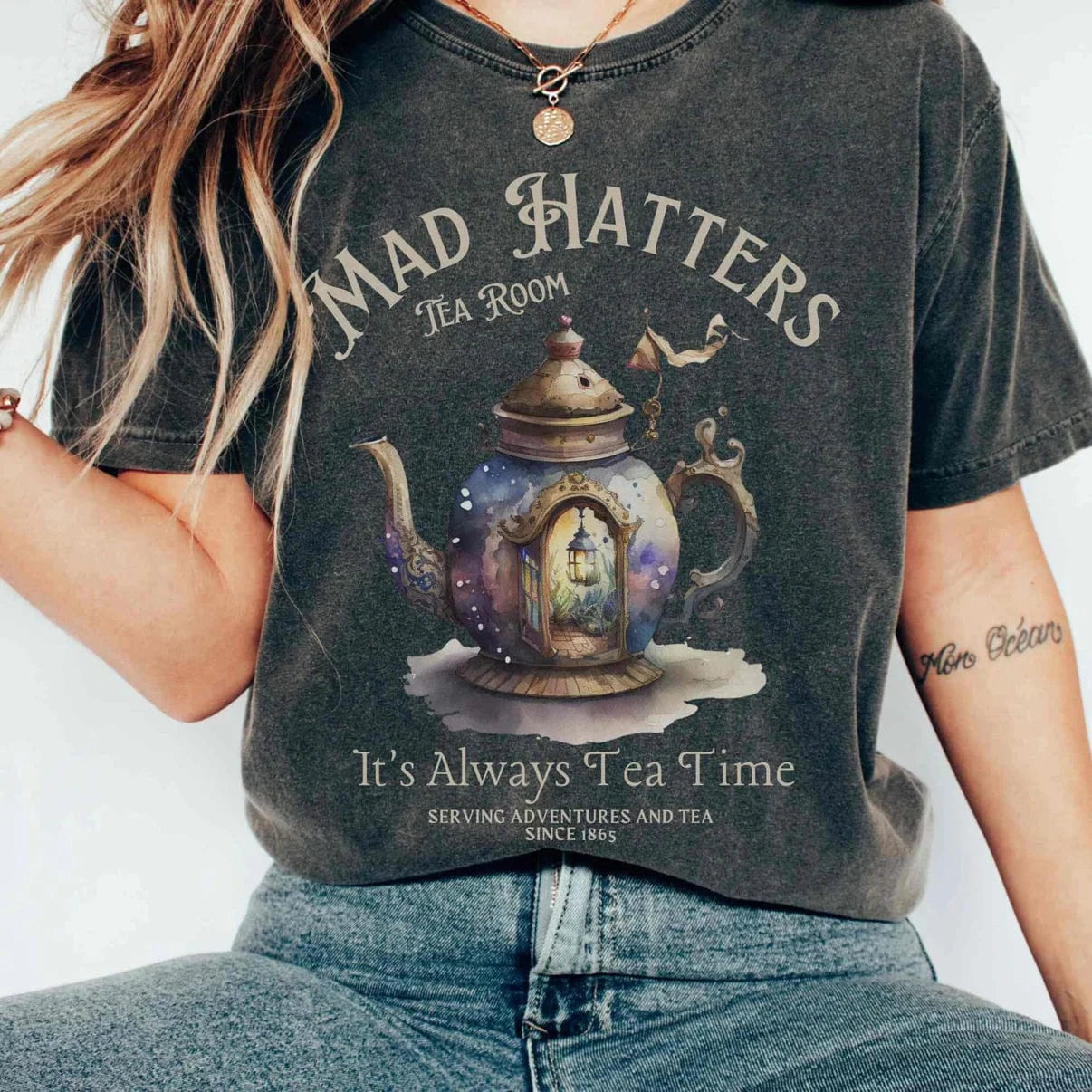 It’S Alway’S Tea Time – Mad Hatters Tea Room T-Shirt Gift For Girl
