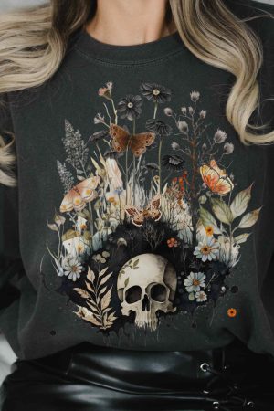 Skull Dark Cottagecore T-Shirt Goblincore Best Gift For Girlfriend