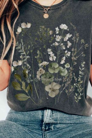 Vintage Cottagecore Sage And White Wildflower T-Shirt Best Gift For Girl