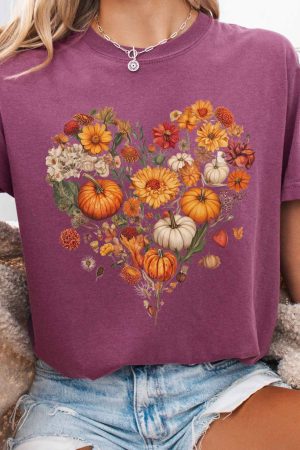 Vintage Fall Floral Pumpkin Heart T-Shirt Best Gift For Girlfriend