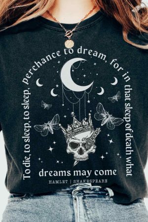 Vintage Hamlet Shakespeare T-Shirt Best Gift For Girl