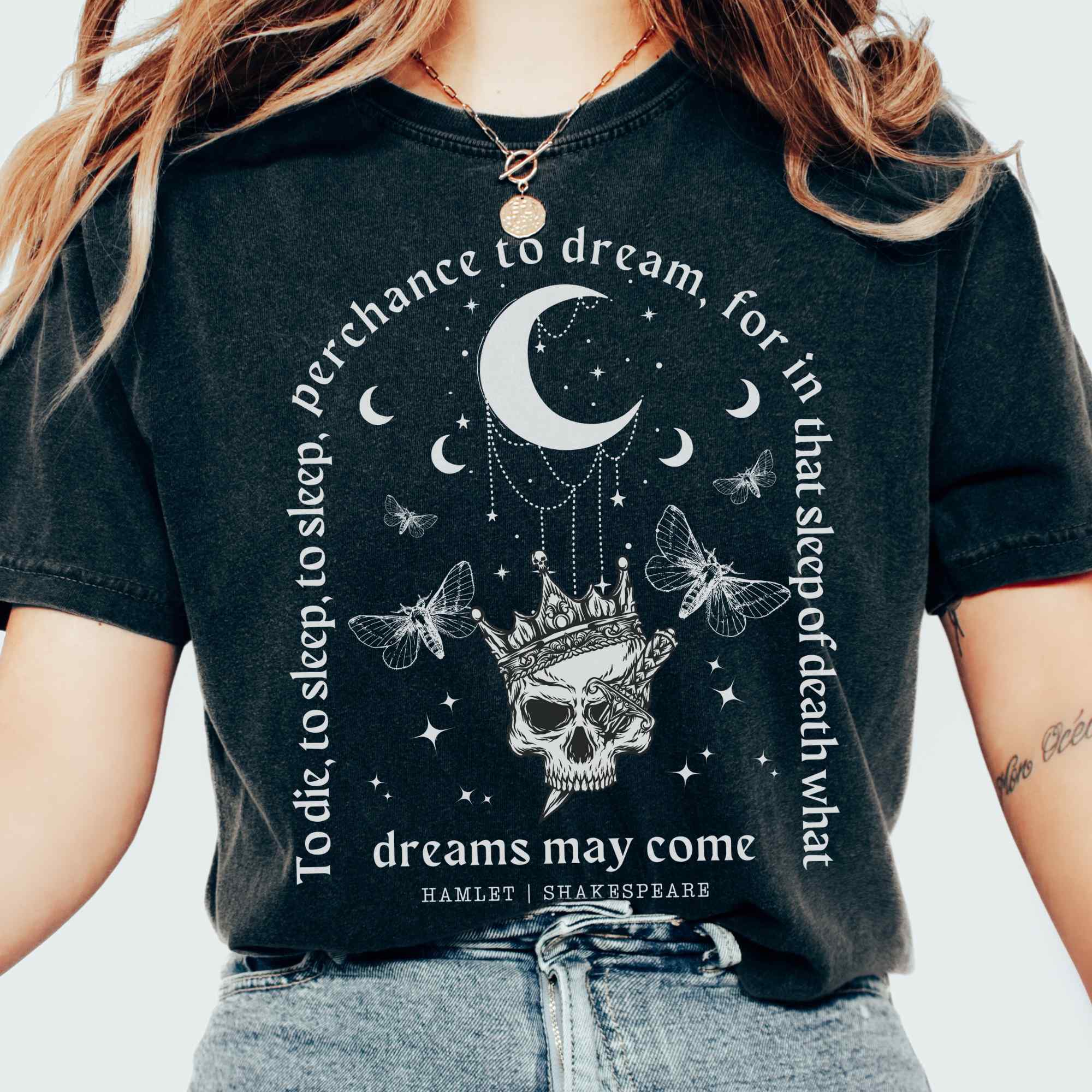 Vintage Hamlet Shakespeare T-Shirt Best Gift For Girl